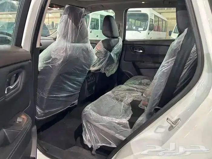 نيسان اكس تريل فل كامل موديل 2024 عرض خاص بالنقد والقسيط 17