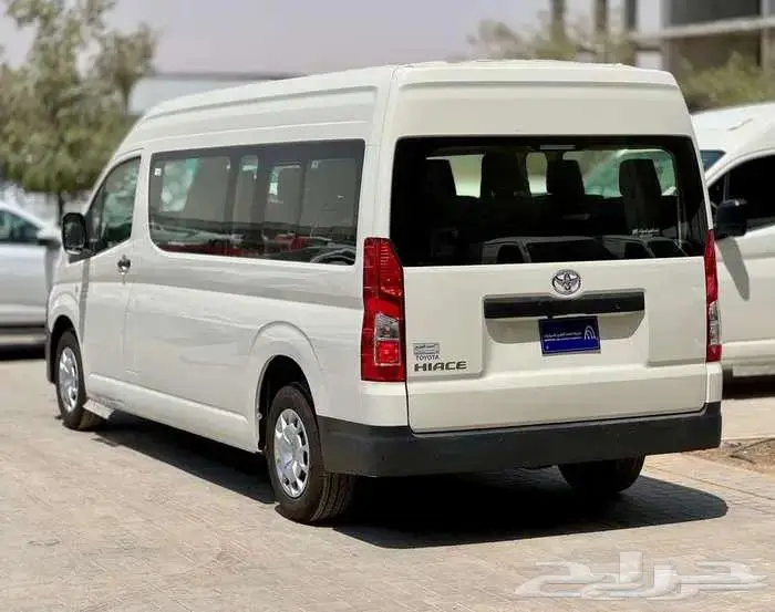 تويوتا هايس باص 13 راكب 2026 جير عادي واتوماتيك 7