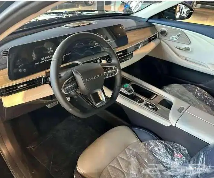 شيري اريزو 8 ( لاكجري فل كامل ) موديل 2025 اوتو ون 5