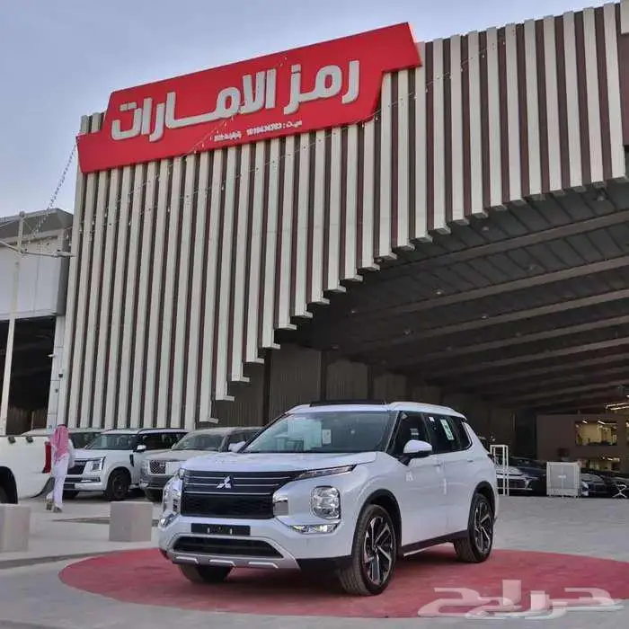 ميتسوبيشي اوتلاندر استندر دبل وبدون نص فل و بريميوم اقل سع 0
