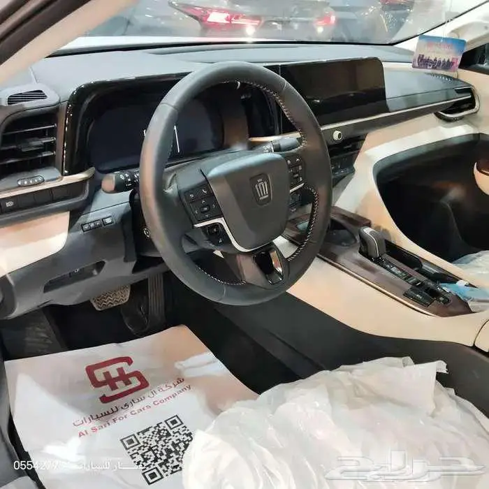 تويوتا كراون بريميوم هايبرد 2025 6