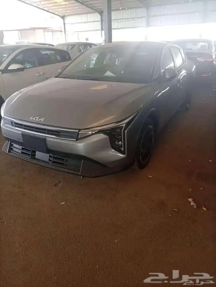 كيا K4 نص فل وفل كامل ماكينه 2000 موديل 2026 7