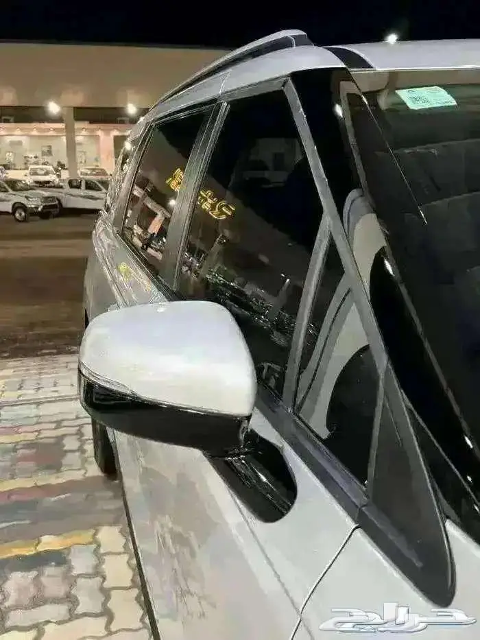 للبيع كيا كارنفال قراند 2022 عداد 49 ألف كم مخززنه 7