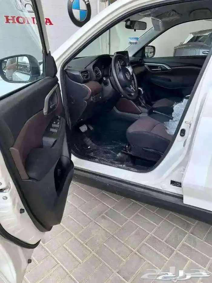 تويوتا اوربان كروز ستاندر و فل 2025 كاش واقساط اقل الاسعار 4