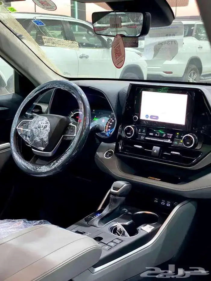 عروض تويوتا هايلاندر GLE هايبرد دبل موديل2025 ( أقساط وكاش ) 5