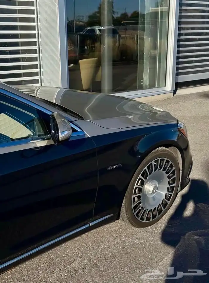 للبيع مرسيدس مايباخ موديل 2020 بسعر جدا خرافي وارد كندا 4