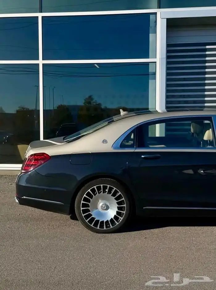 للبيع مرسيدس مايباخ موديل 2020 بسعر جدا خرافي وارد كندا 3