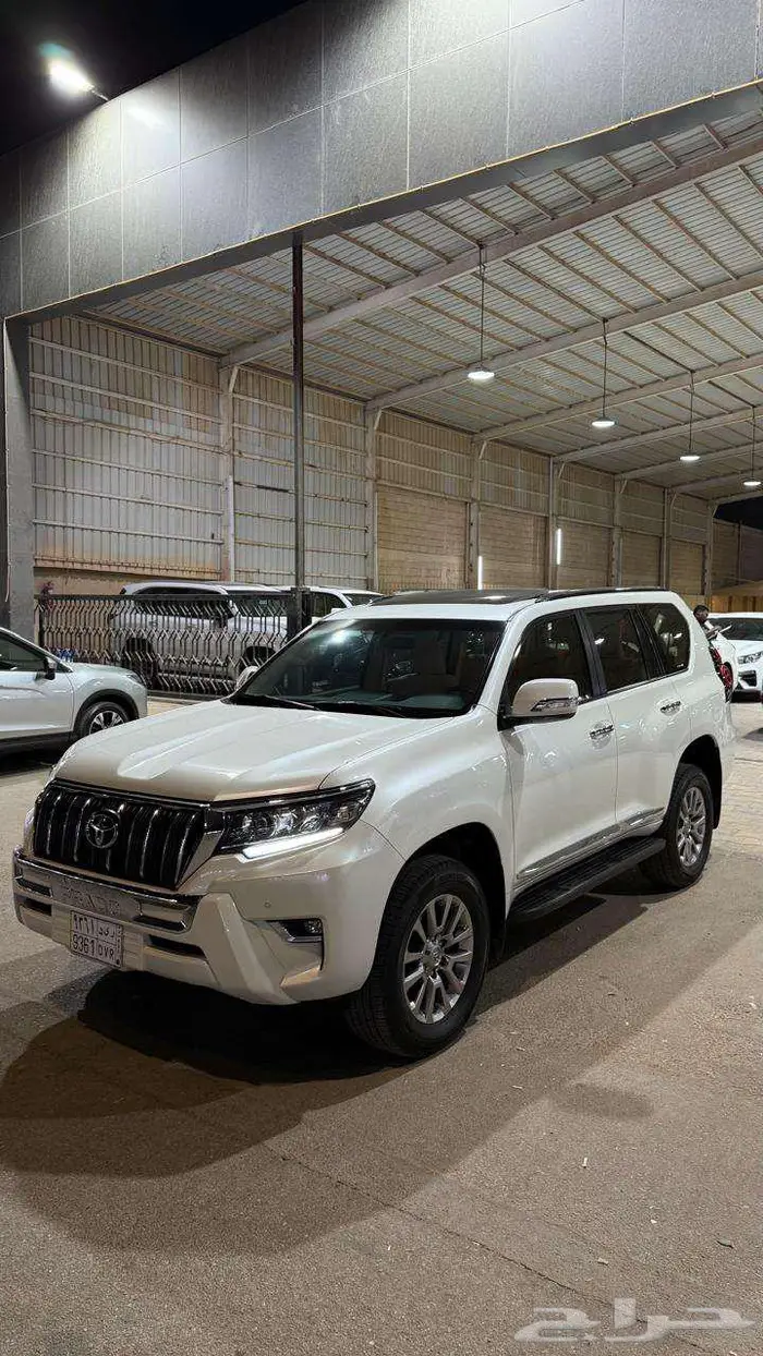 برادو 2021 عداد 104000 فقط فل كامل 6 سلندر 1