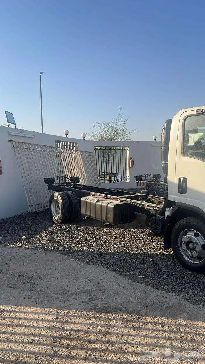 عروض خاصة ايسوزو دينا 4 طن و 5 طن 2