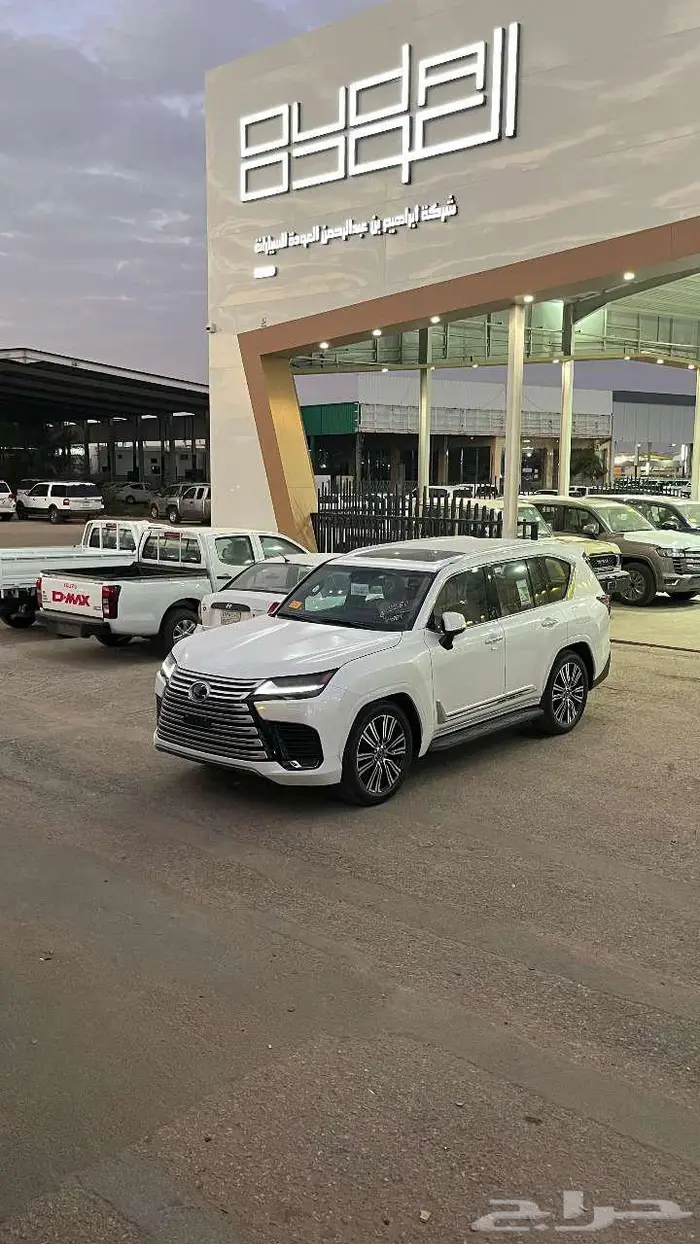 لكزس LX600 BB كاش واقساط جميع البنوك ونظام 50 50 بنك الانماء 3