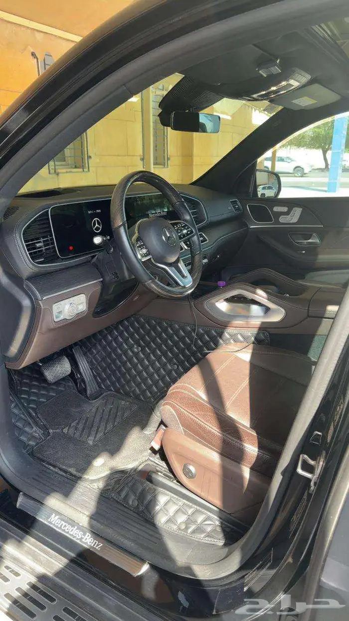 للبيع   مرسيدس GLE 450 AMG موديل 2023 ( منوة للمستخدم ) 2