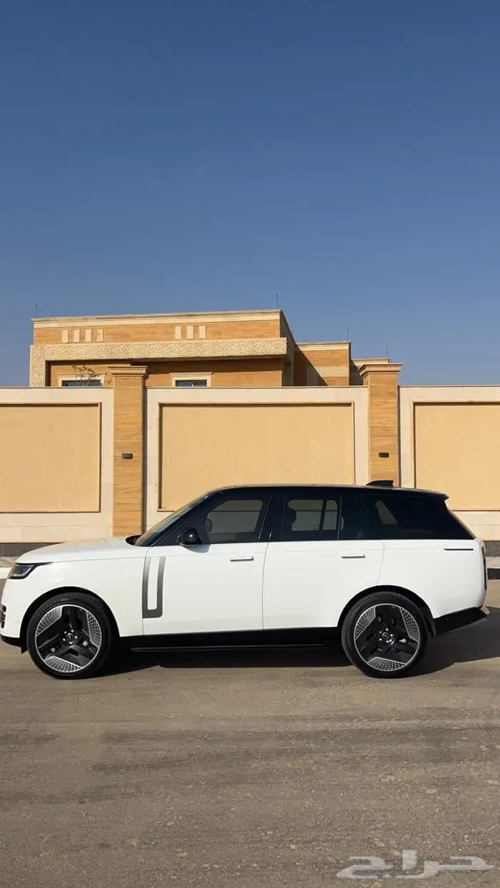 رنج روفر 2023 4