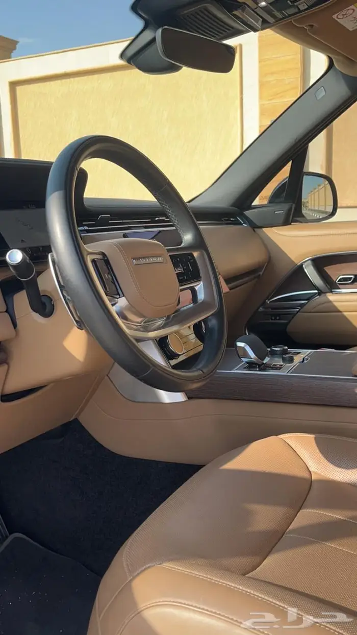 رنج روفر 2023 10