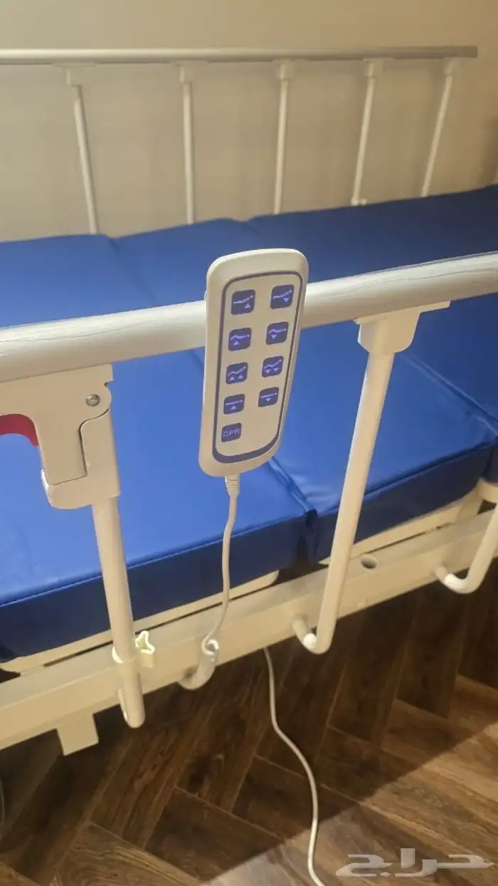 سرير طبي كهربائي شبه جديد 2