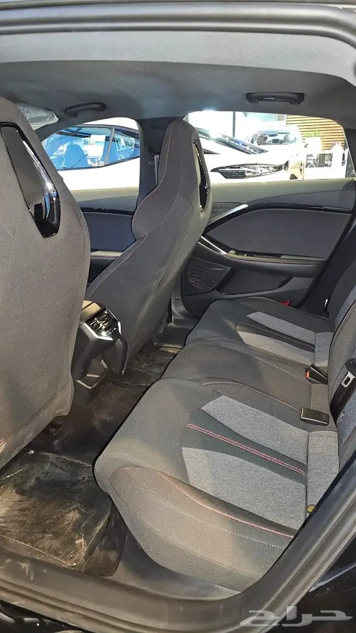 ام جي 7 موديل 2025 فئة استاندر بسعر خيالي ومنافس تسليم فوري 7