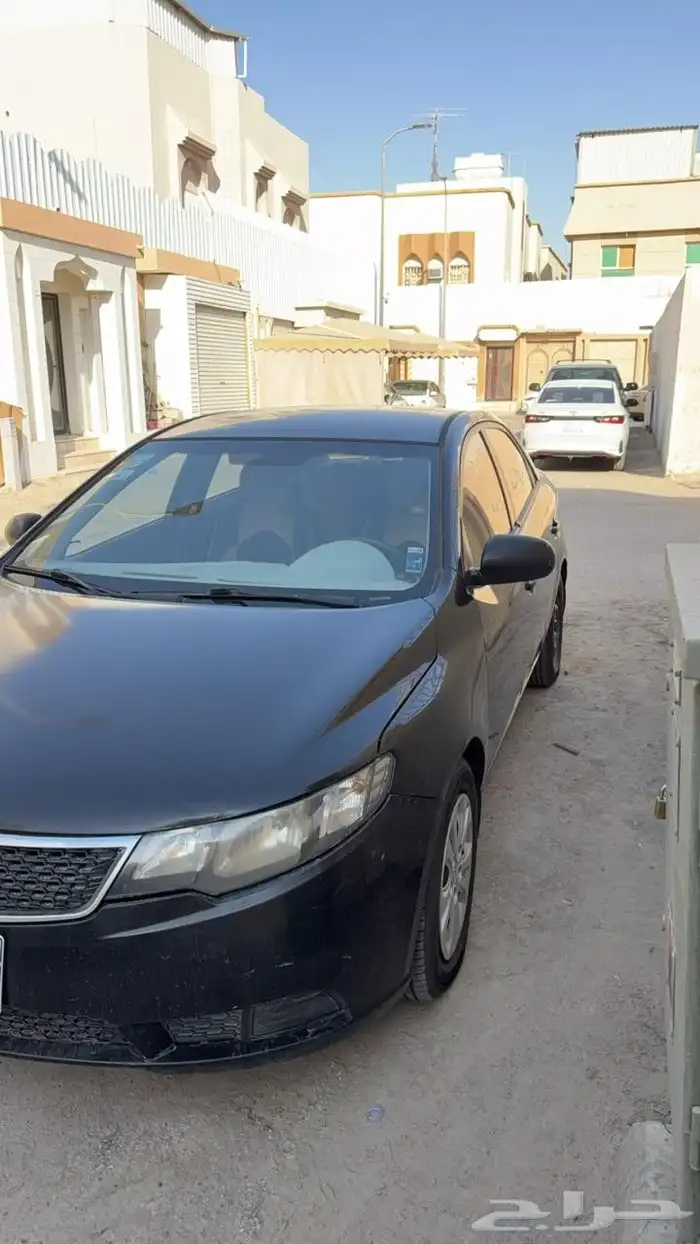 للبيع كيا سيراتو موديل 2012 الغير تماتك 3