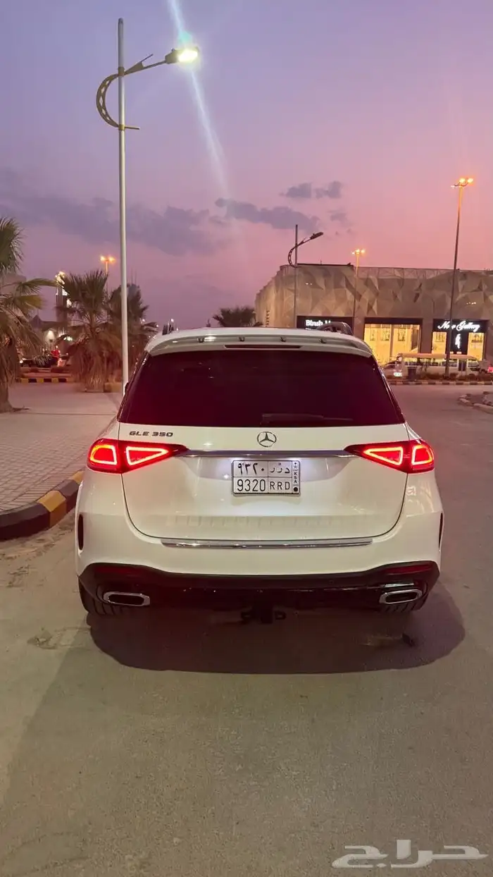 مرسيدس GLE 350 AMG ممشى قليل وبحالة الوكاله 9