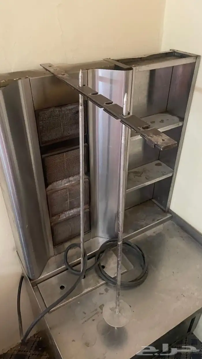 مكينة شاورما عادي وعلى الفحم للبيع 4