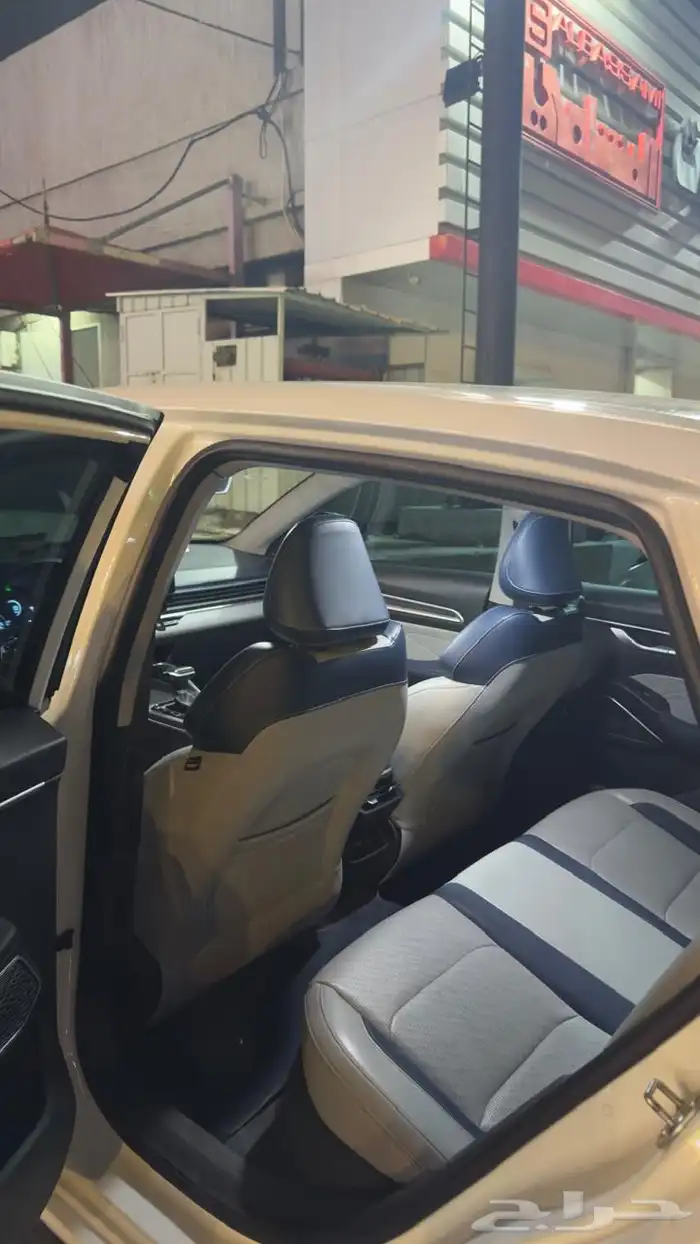 جيلي امجراند 2023 6