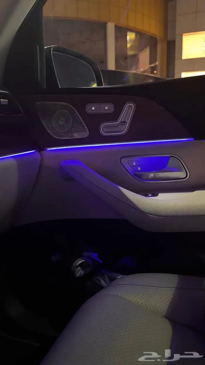 مرسيدس GLE 350 AMG ممشى قليل وبحالة الوكاله 25