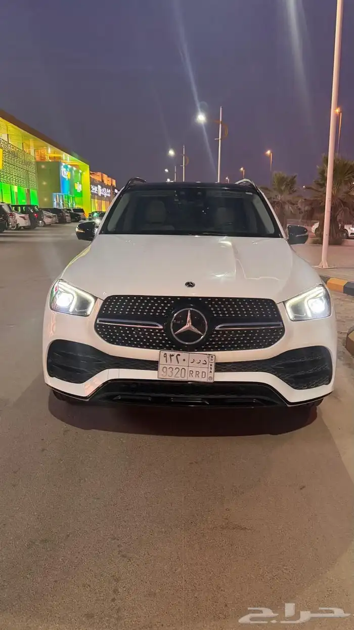 مرسيدس GLE 350 AMG ممشى قليل وبحالة الوكاله 1