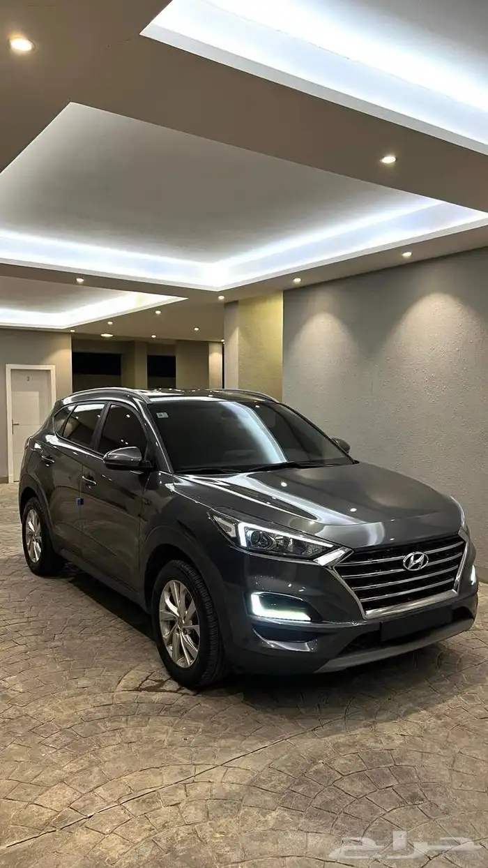 توسان 2020 بحالة الوكالة ( ديزل ) - نص فل 2