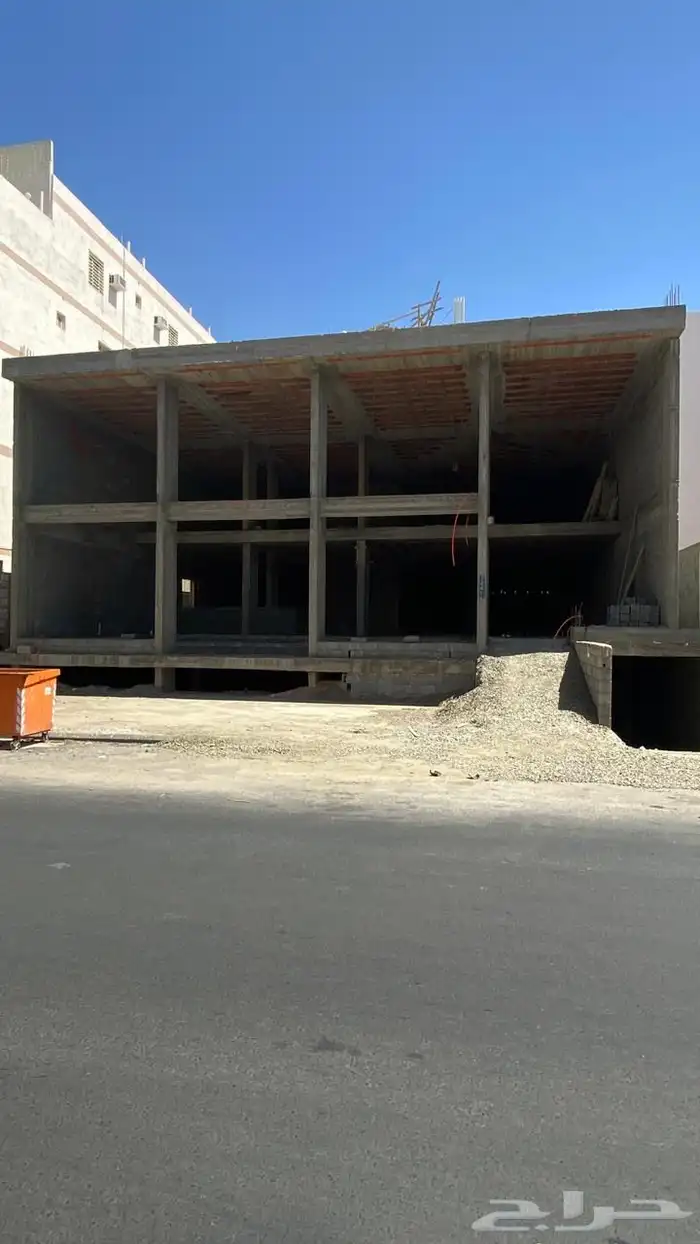 مبنى تجاري للبيع او الاستثمار حي الجال 0