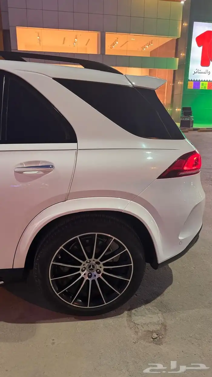مرسيدس GLE 350 AMG ممشى قليل وبحالة الوكاله 5
