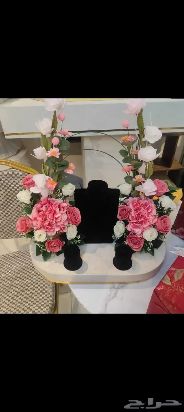 منسق ورد طبيعي وصناعي متواجد حاليا  في الأحساء 1