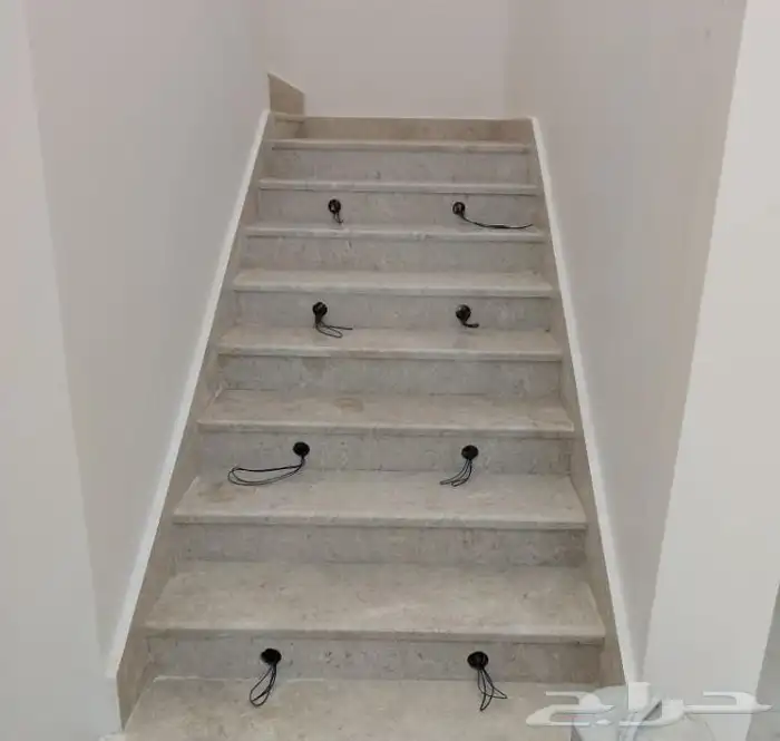 مبلط سيرامي  بورسلان حائل 5