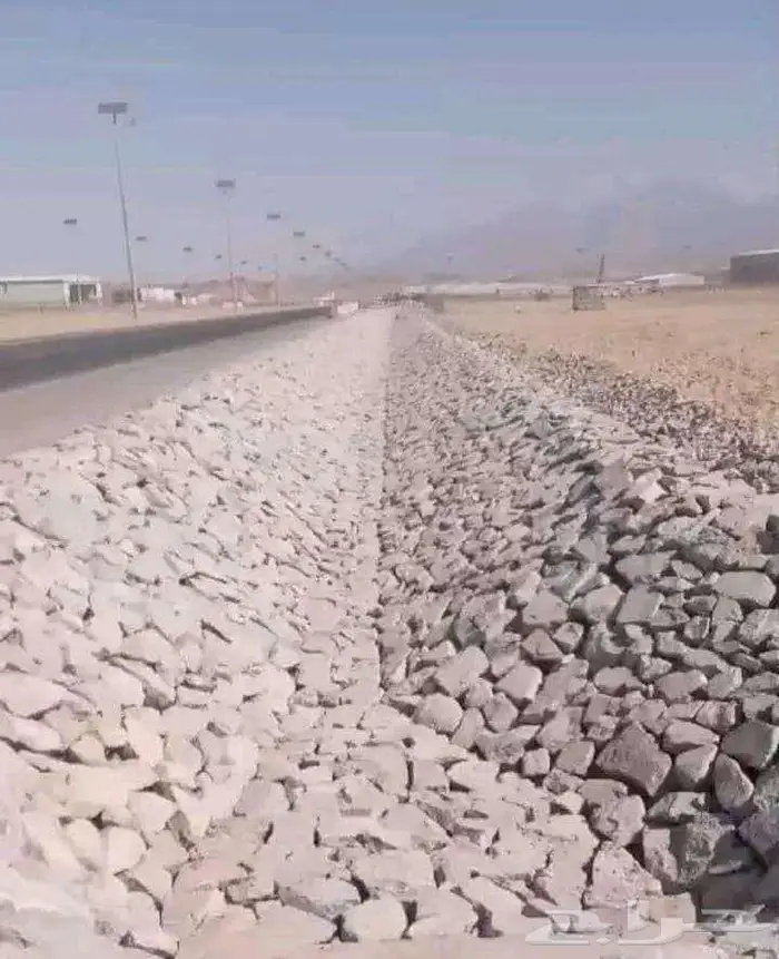 ربراب تثبيت و رص وترصيف حجر وبناء بيشه 4