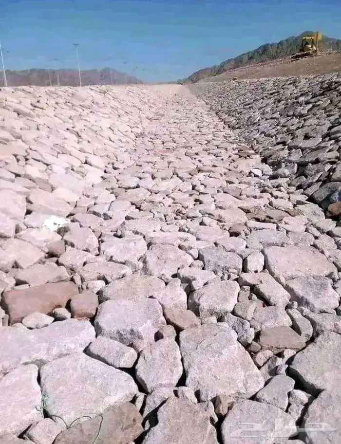 ربراب تثبيت و رص وترصيف حجر وبناء بيشه 2