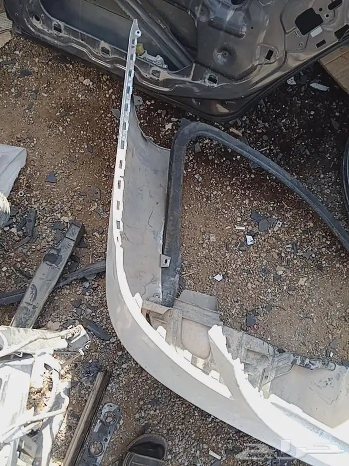 صدام خلفي اصلي وكاله اي300مديل2016 3