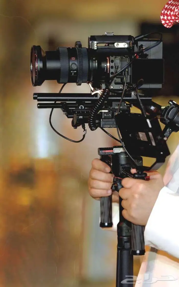 جودة سينمائية لتصوير الإعلانات والمؤتمرات والعقارات 0