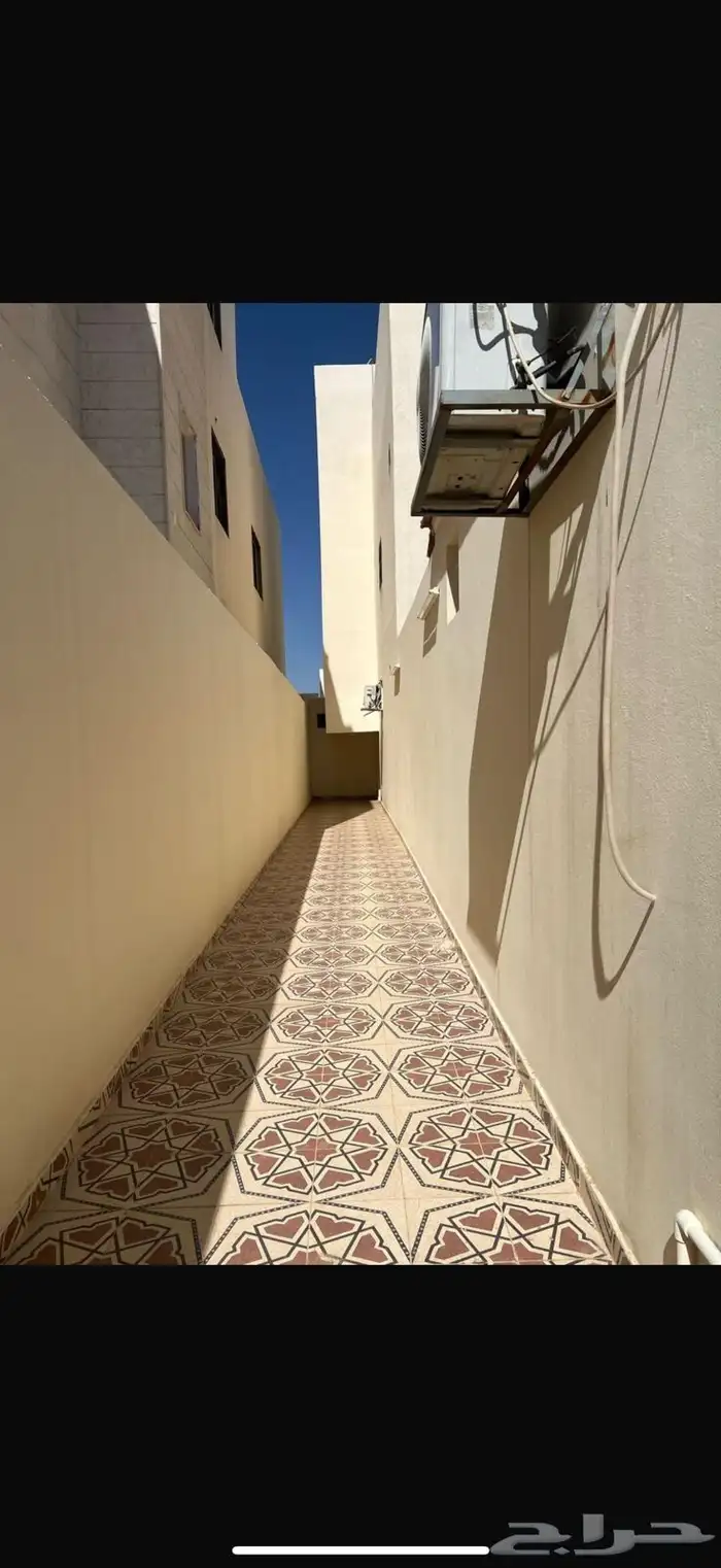 للبيع دبلكس حي الشبيلي البيع مليون وميه 5