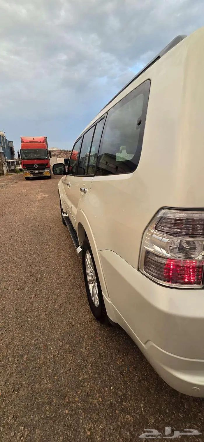 باجيرو 2020 سعودي فل كامل مكينه 3500 علامات مذهبه شبه جديد 3