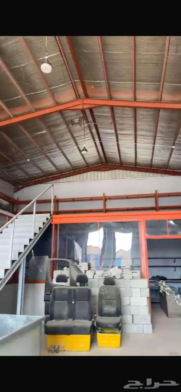 ورشة سيارات للتقبيل مساحة 209 م2 5