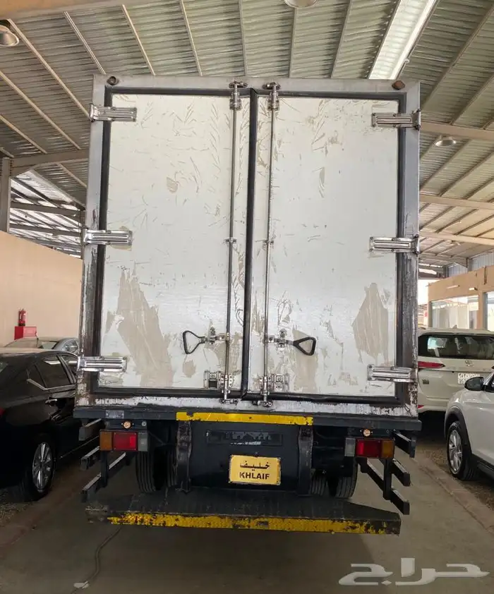 ايسوزو لوري 11 طن تبريد تجميد fs2016 2