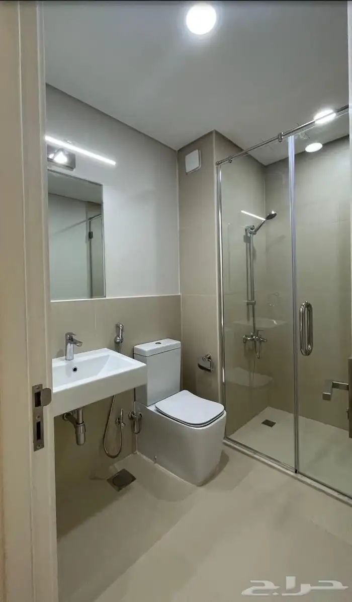 فيلا للبيع بطراز سلماني 39