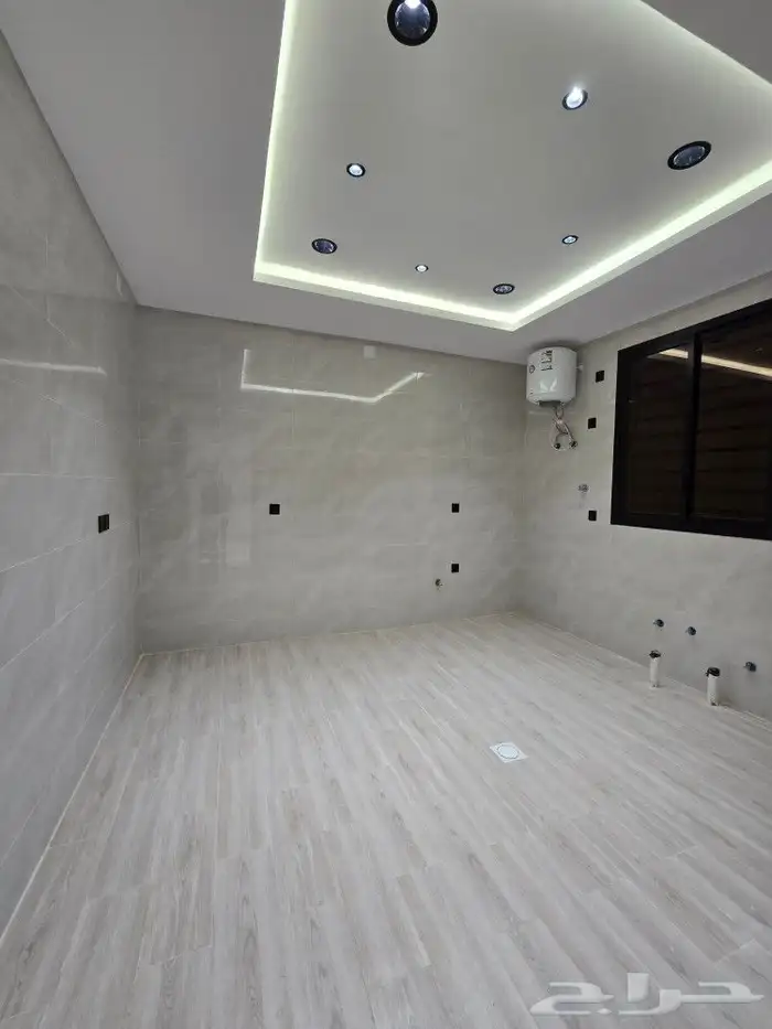 للبيع دور أرضي في عماره دورين6غرفVIP حوش مدخل سياره احدرفيده 10