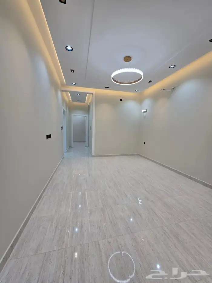 للبيع شقق ارضيه 6غرف VIP مداخل مستقله علي شارعين 580 ألف 16