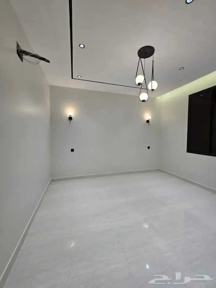 للبيع دور أرضي في عماره دورين6غرفVIP حوش مدخل سياره احدرفيده 16