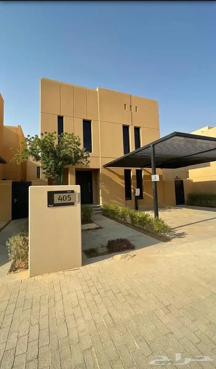 فيلا للبيع بطراز سلماني 76