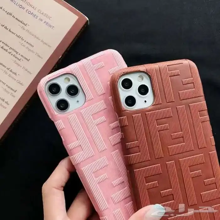 بيوت جوال أيفون 17 ماركات عالمية 33