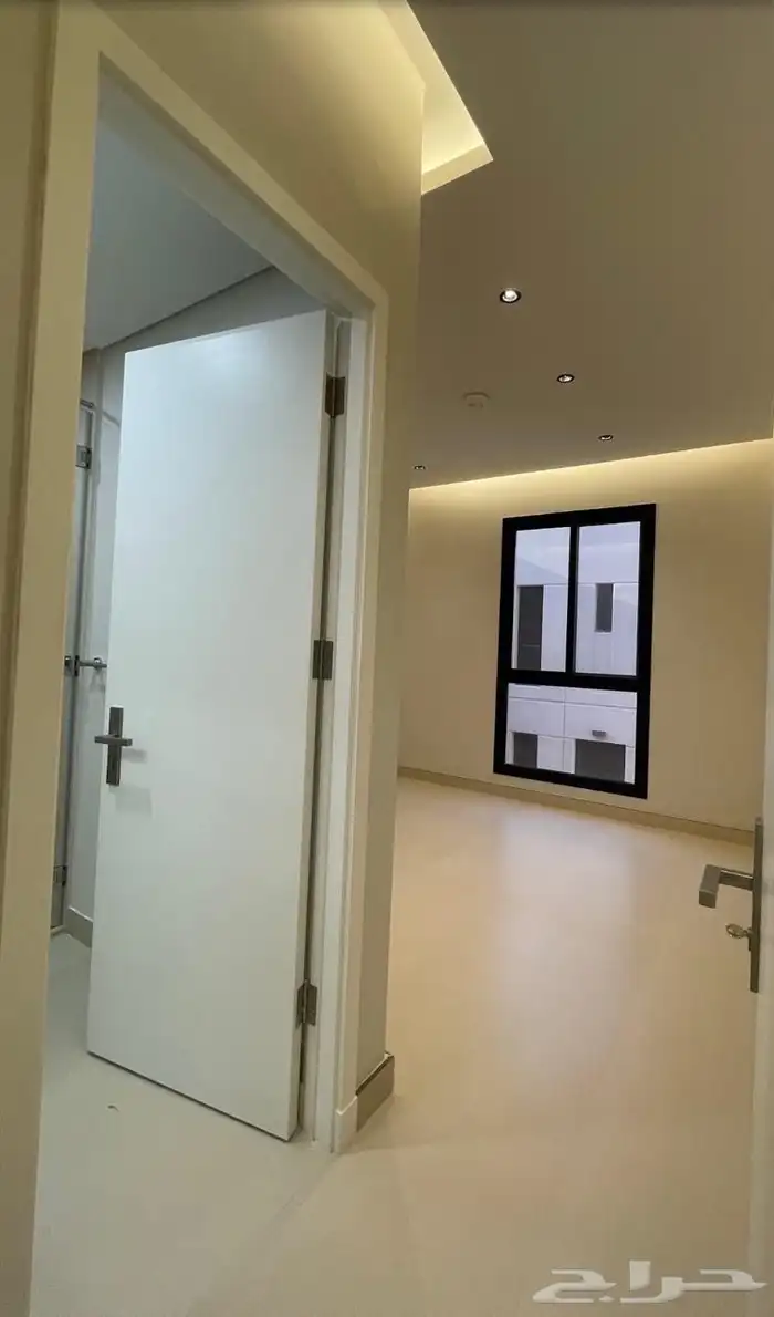 فيلا للبيع بطراز سلماني 35