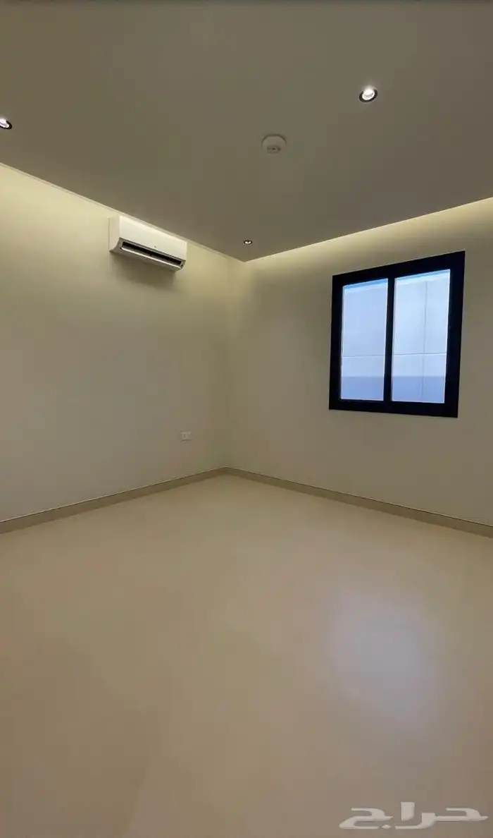 فيلا للبيع بطراز سلماني 33