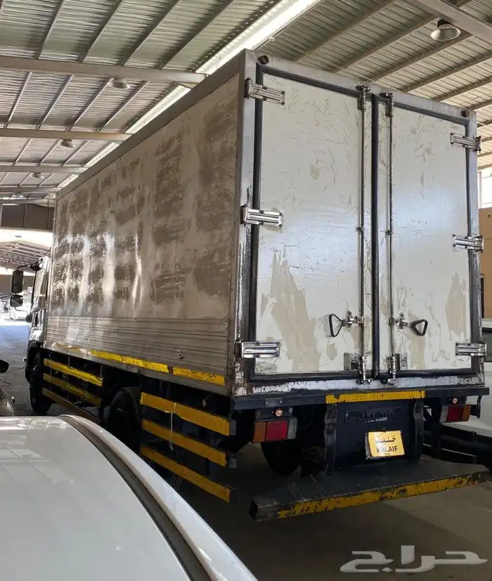 ايسوزو لوري 11 طن تبريد تجميد fs2016 5