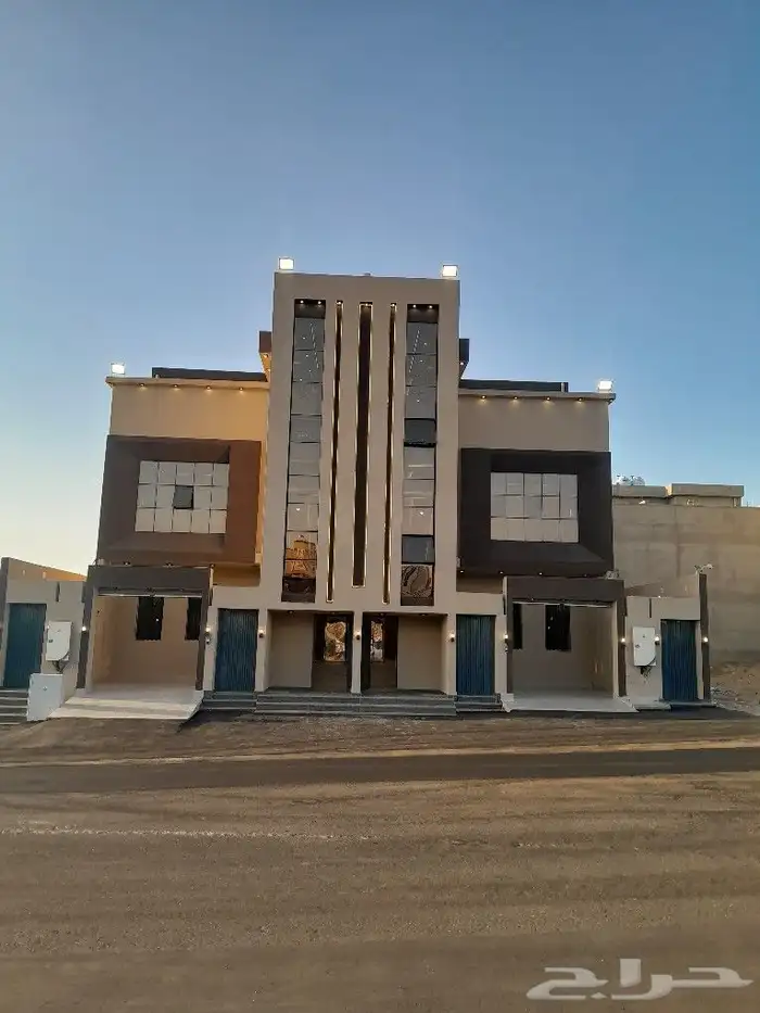 للبيع روف علوي مع ملحق تشطيب راقي خلف حديقة المليون بالمحاله 0