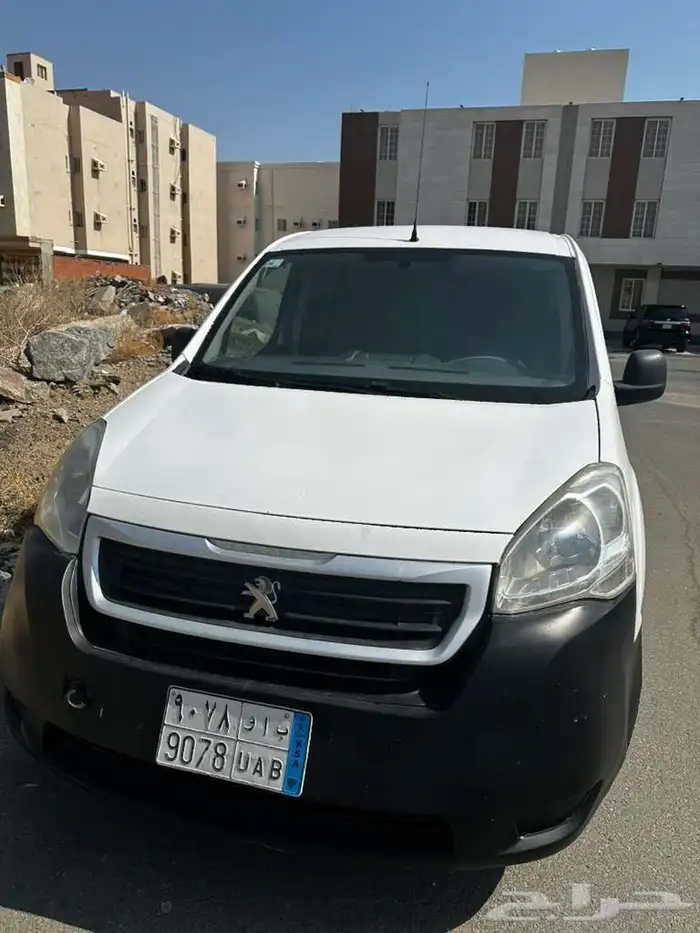 باص بضاعه بيجو للبيع 0
