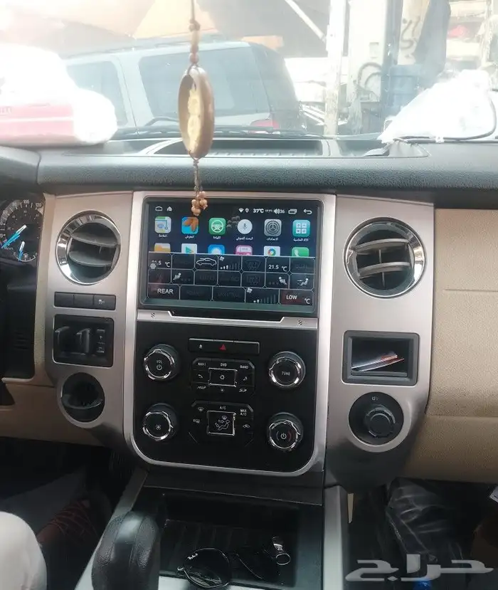 شاشه فورد اكس بديشن 2015 1